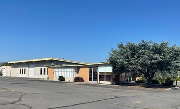 1120 S Spring St, Klamath Falls, OR for rent Building Photo- Image 2 of 25