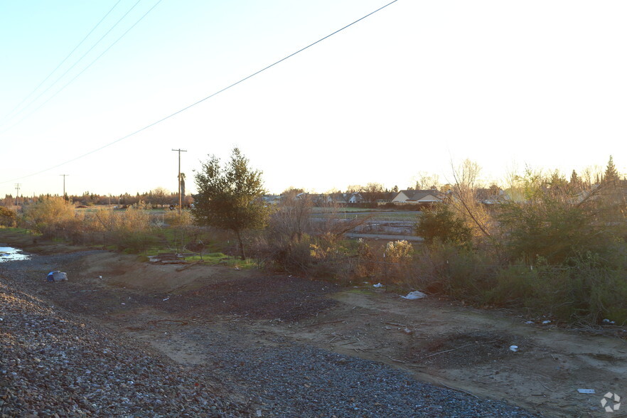 8694 Calvine Rd, Elk Grove, CA for sale - Primary Photo - Image 1 of 1