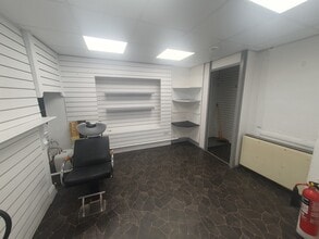 68 Westbourne Rd, Huddersfield to rent Interior Photo- Image 1 of 3