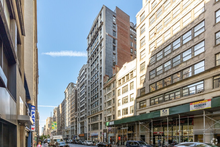 15 W 36th St, New York, NY to rent - Primary Photo - Image 1 of 5