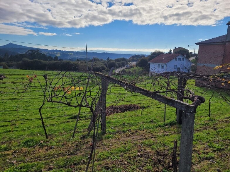 Lugar Devesa, 42, Teo, La Coruna for sale - Building Photo - Image 1 of 10