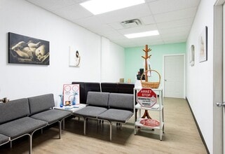 5025 Rue Sherbrooke O, Westmount, QC to rent Interior Photo- Image 1 of 6