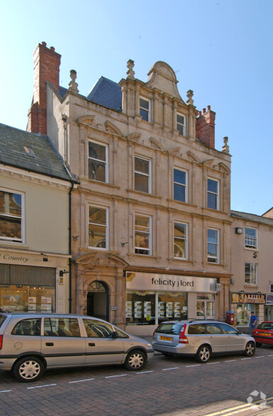 George Row, Northampton for rent - Building Photo - Image 2 of 4