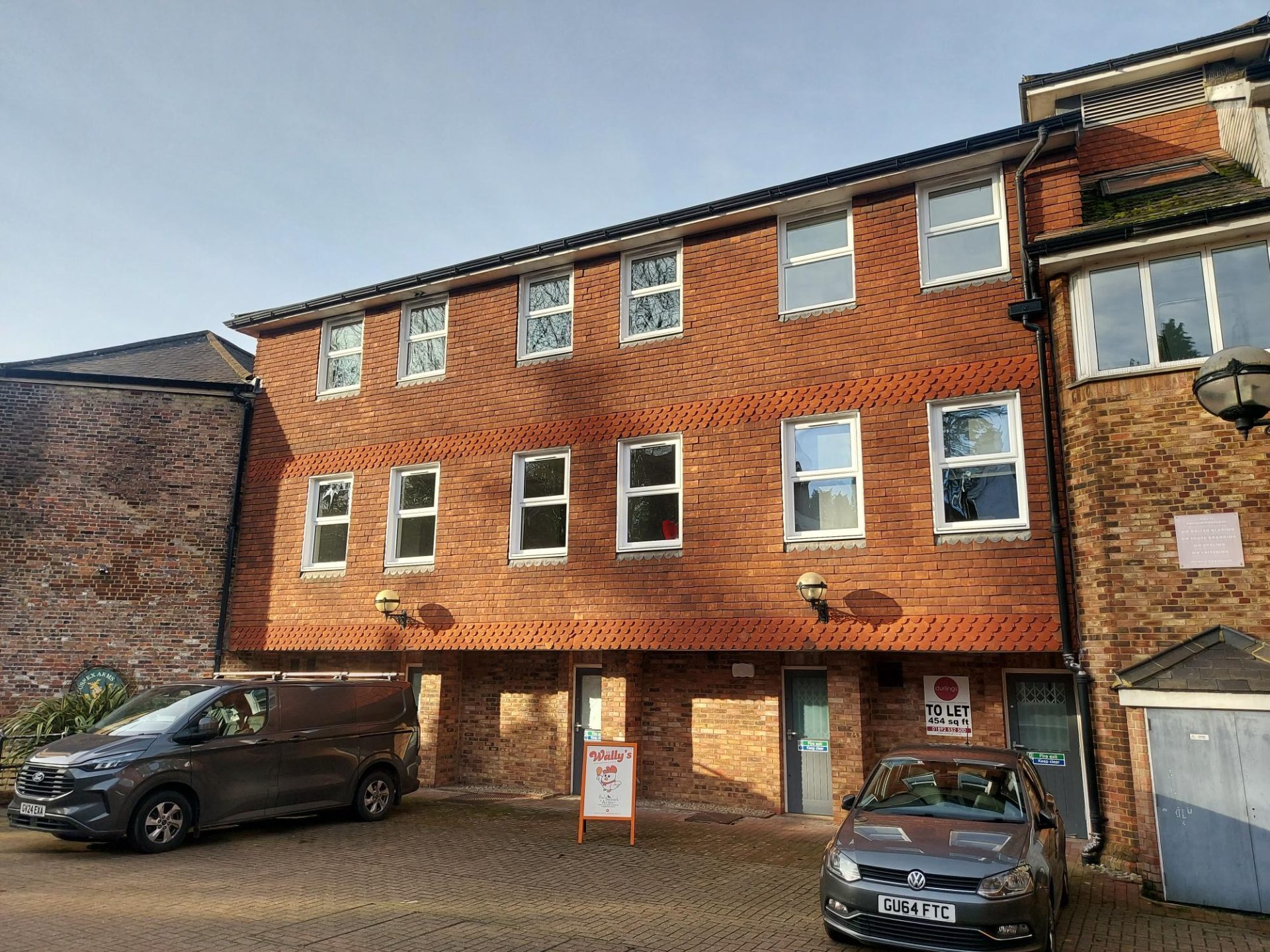 Coach and Horses Passage, Tunbridge Wells to rent Primary Photo- Image 1 of 23