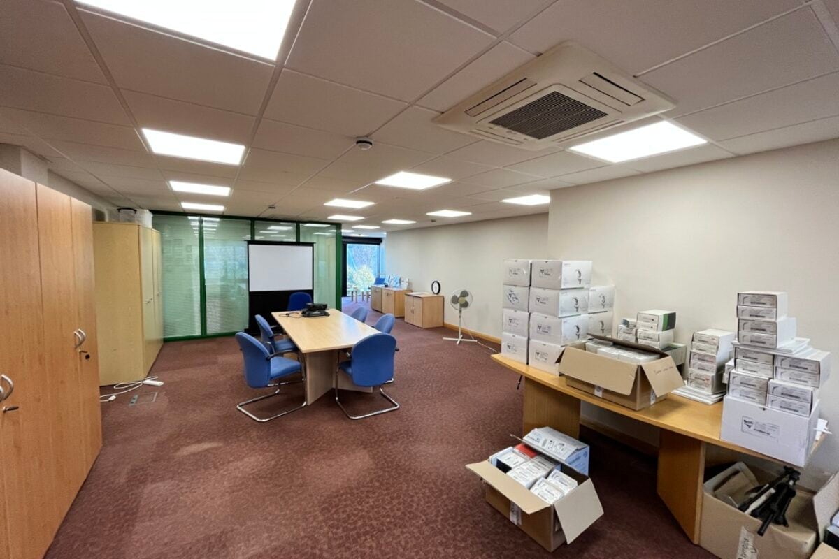 Fair Oak Close, Clyst Honiton to rent Interior Photo- Image 1 of 3