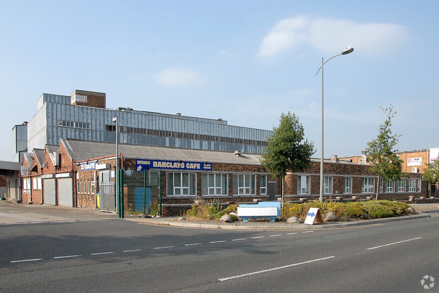 Brookfield Dr, Liverpool for sale - Primary Photo - Image 1 of 1