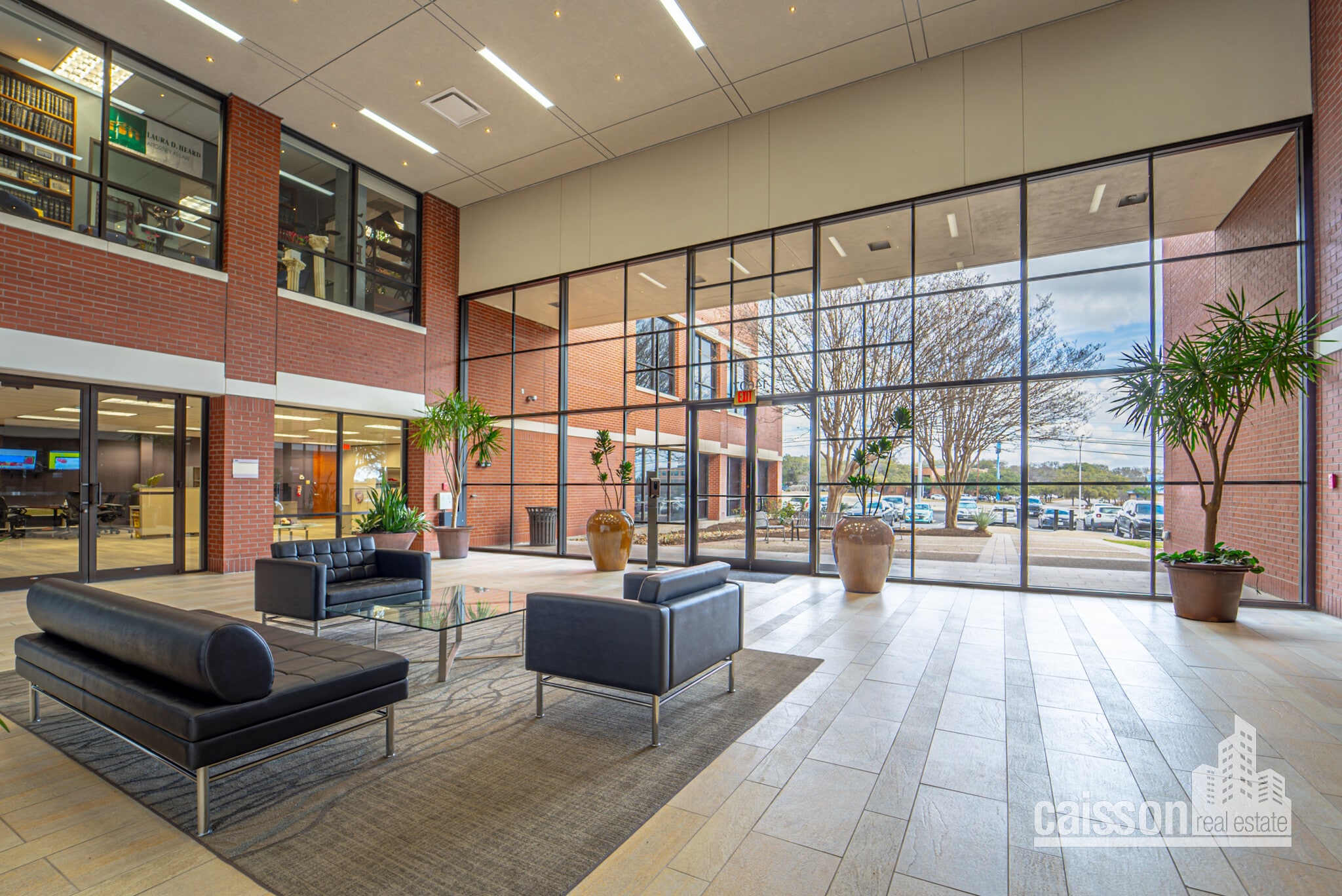 14607 San Pedro Ave, San Antonio, TX to rent Primary Photo- Image 1 of 18