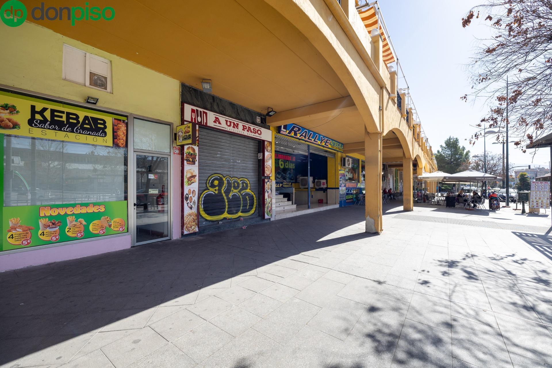 Avenida Juan Pablo II, 92, Granada, Granada for sale Building Photo- Image 1 of 32