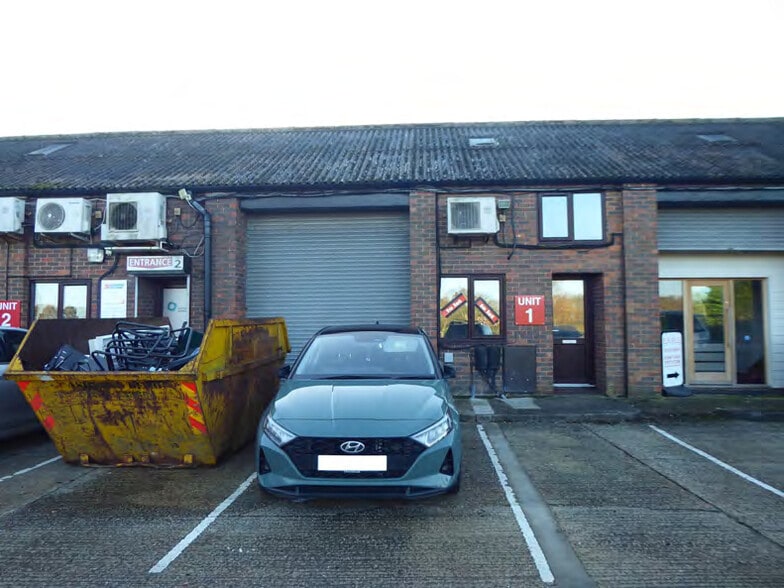 Smallhythe Road Rd, Tenterden to rent - Building Photo - Image 2 of 8