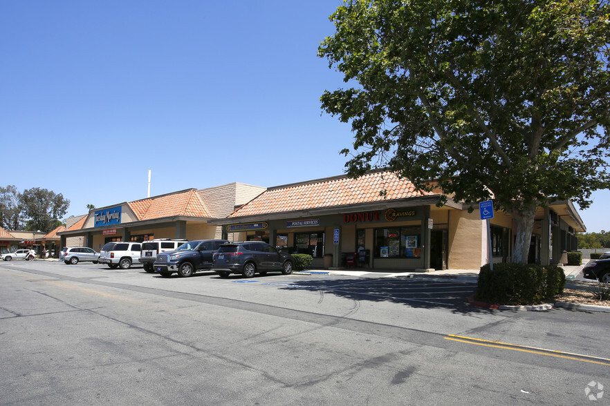 17120-17136 Van Buren Blvd, Riverside, CA for sale - Primary Photo - Image 1 of 1