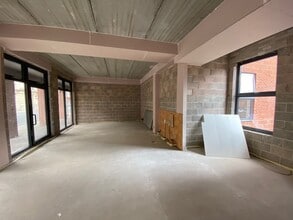 Brunswick Rd, Gloucester to rent Interior Photo- Image 1 of 2