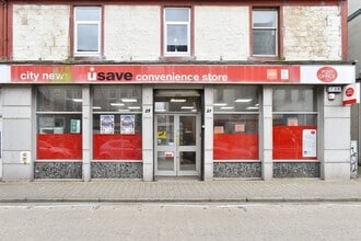 29-31 Kempock St, Gourock to rent Building Photo- Image 1 of 7