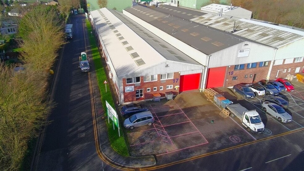 Shield Rd, Ashford to rent - Building Photo - Image 2 of 11