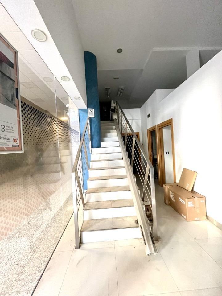 Retail in Granada, Granada to rent Interior Photo- Image 1 of 31