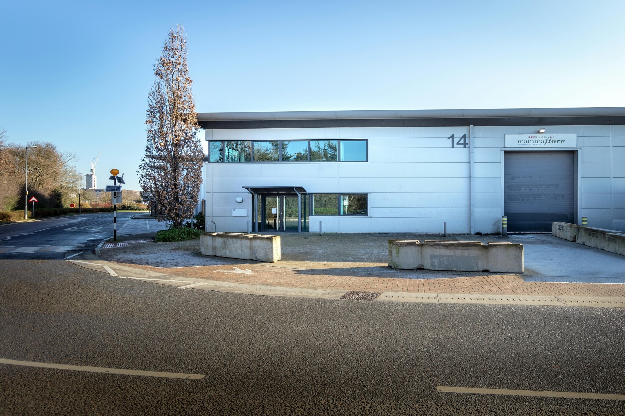 Ockham Dr, Greenford to rent Building Photo- Image 1 of 6