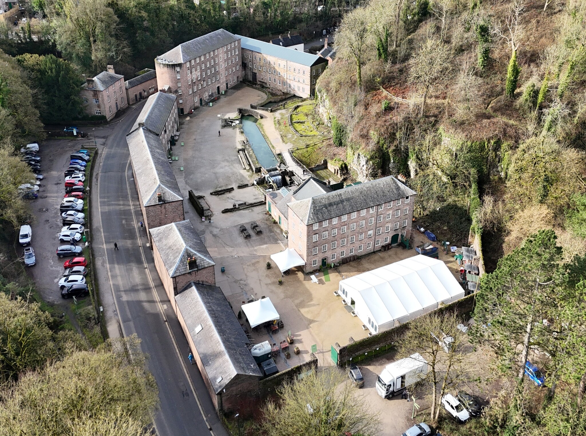 Mill Rd, Matlock to rent Building Photo- Image 1 of 18