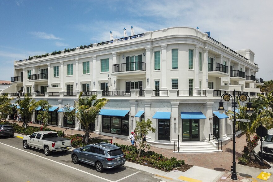 465 5th Ave S, Naples, FL for sale - Primary Photo - Image 1 of 1