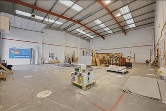 Liberty Way, Nuneaton to rent Interior Photo- Image 2 of 7