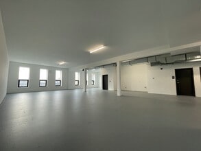 622 W Roosevelt Rd, Chicago, IL to rent Building Photo- Image 2 of 2