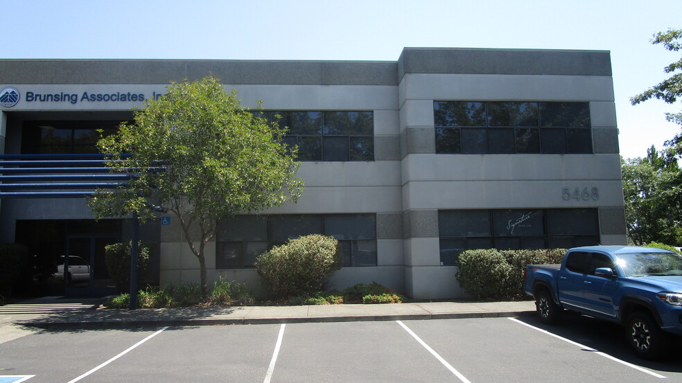 5468 Skylane Blvd, Santa Rosa, CA for rent - Building Photo - Image 3 of 4