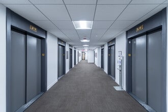 180 N Michigan Ave, Chicago, IL to rent Building Photo- Image 2 of 7