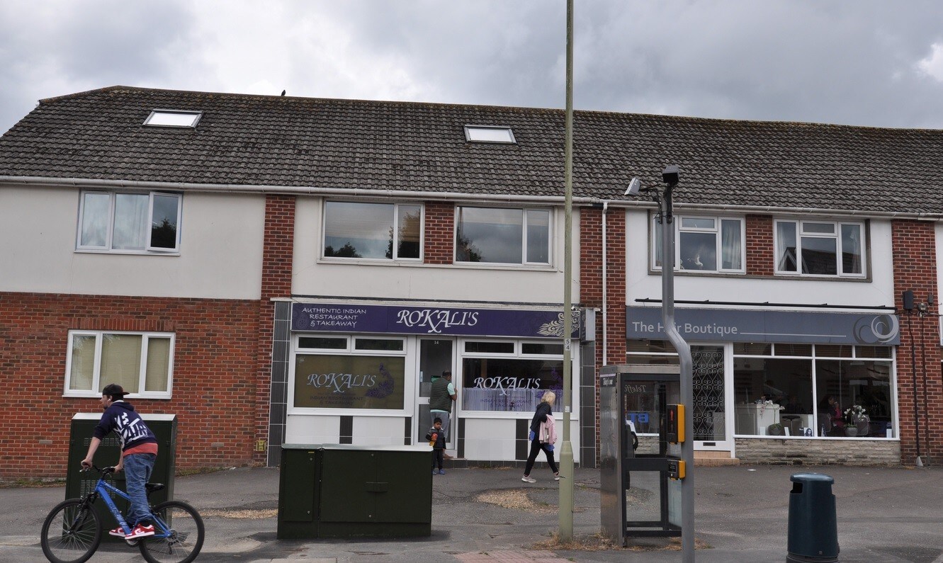 14 Ashley Rd, New Milton for sale Primary Photo- Image 1 of 1