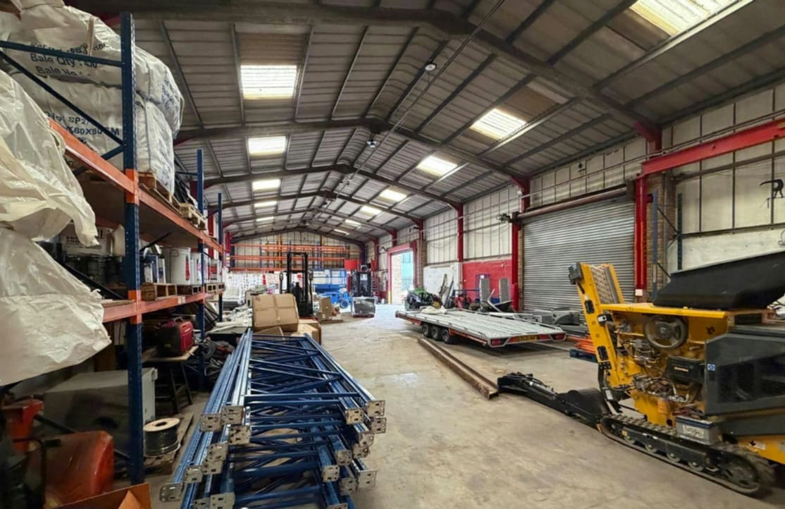 Rhymney River Bridge Rd, Cardiff to rent Interior Photo- Image 1 of 2