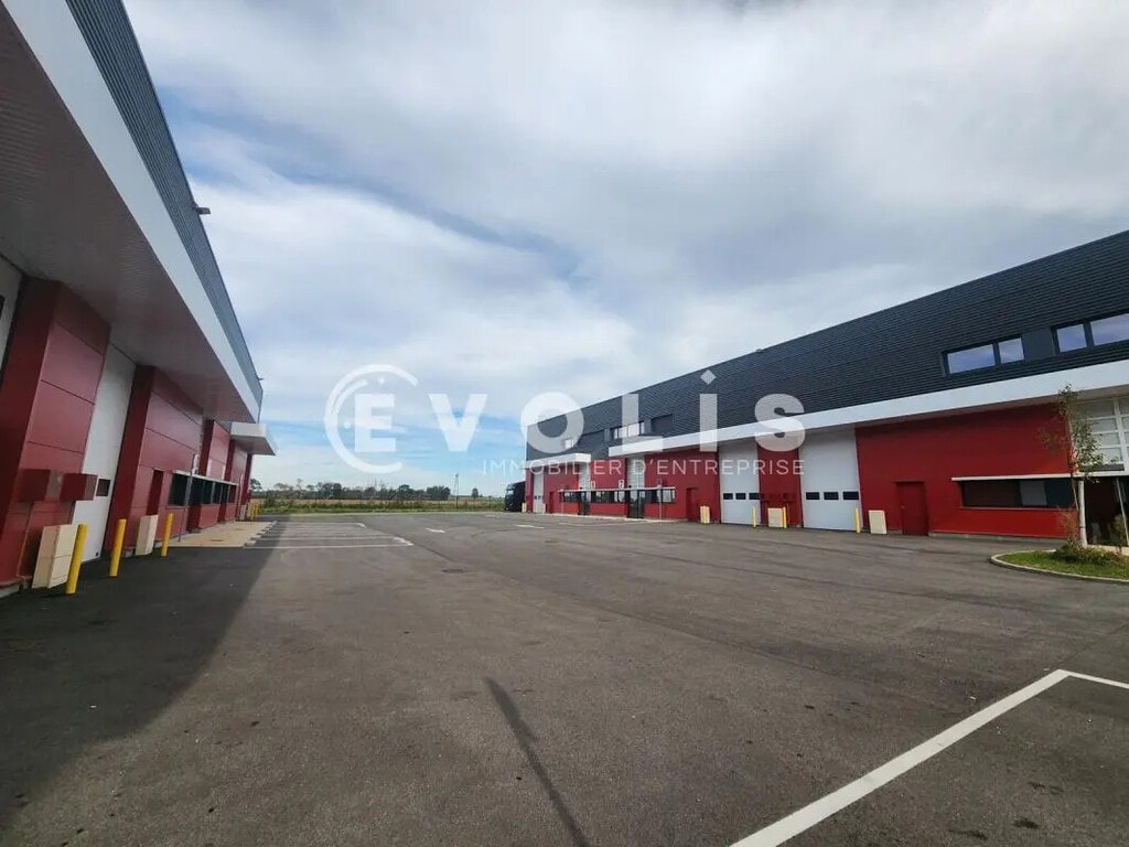 Location Local d'activités 552 m² à 4 647 m² - Photo 1
