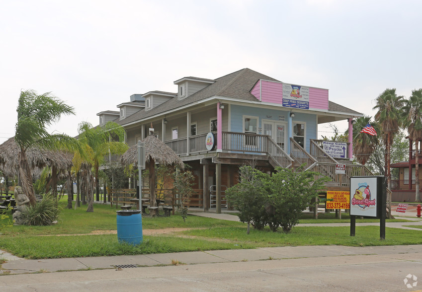 601 5th St, Kemah, TX for rent - Primary Photo - Image 1 of 21