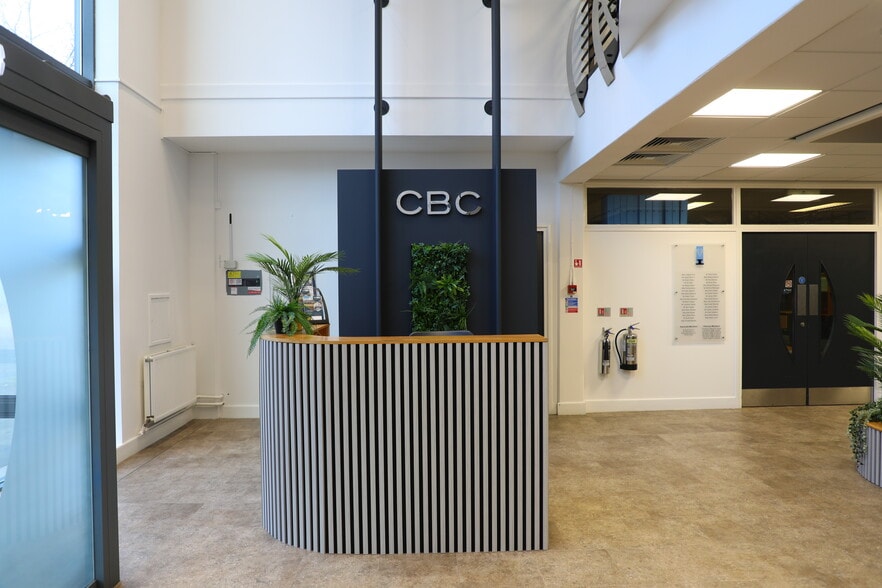 1 Oak St, Middlesbrough to rent - Lobby - Image 2 of 12