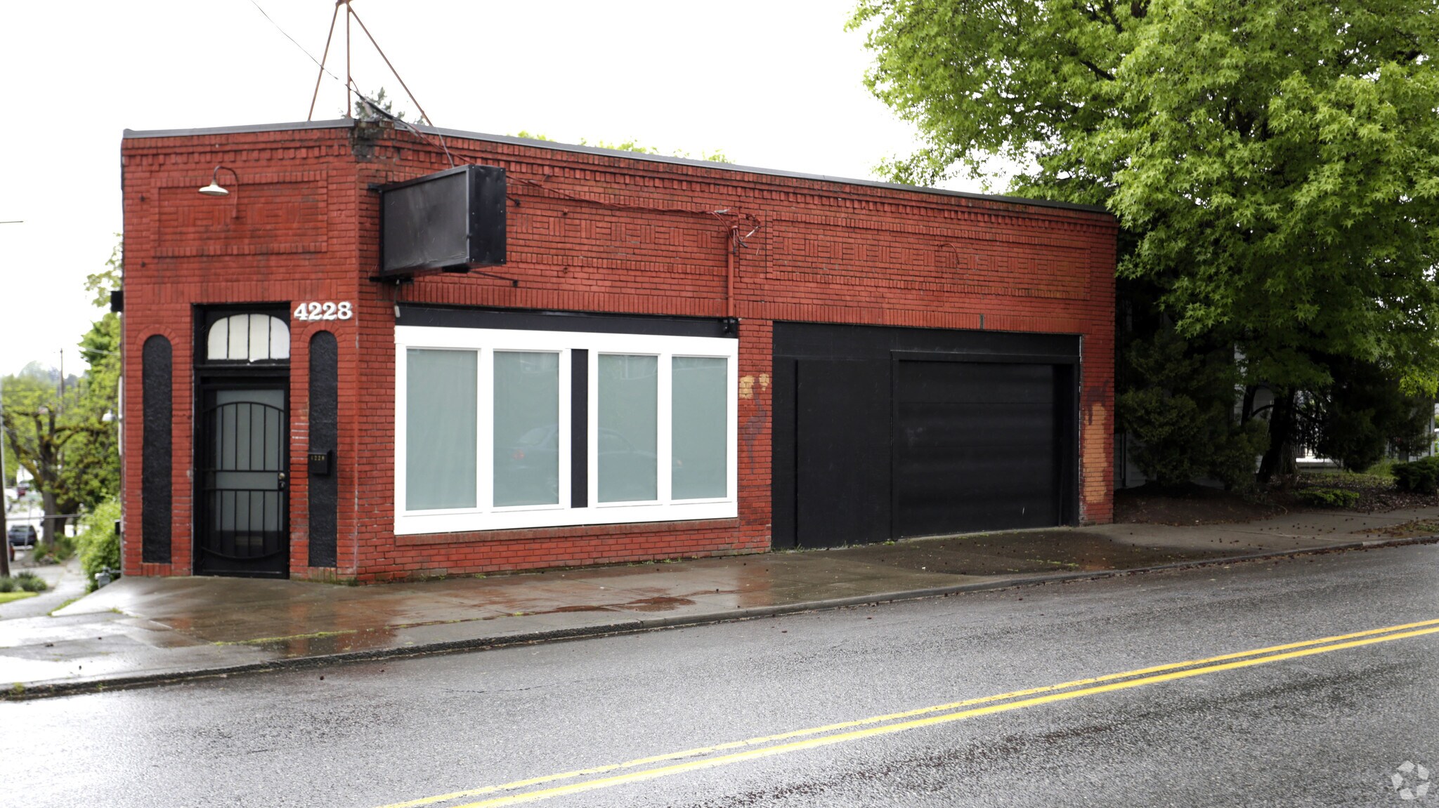 4228-4236 SE Milwaukie Ave, Portland, OR for sale Primary Photo- Image 1 of 1