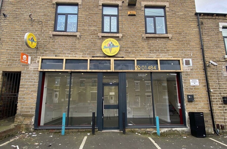 6 Thornton Hough Rd, Huddersfield for sale - Building Photo - Image 1 of 1