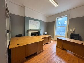 47 Botanic Av, Belfast to rent Interior Photo- Image 2 of 3