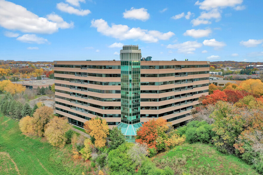 7500 Flying Cloud Dr, Eden Prairie, MN for sale - Primary Photo - Image 1 of 1