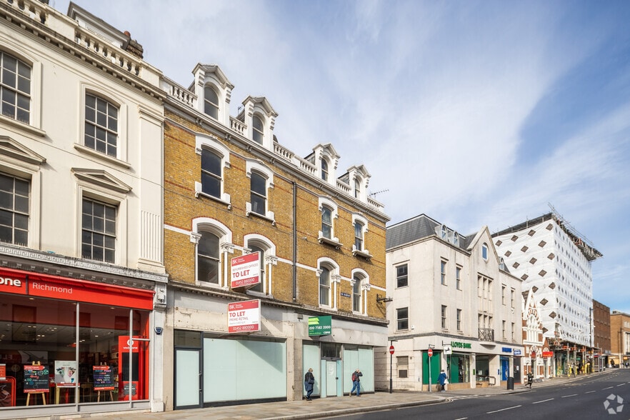 17-18 The Quadrant, Richmond to rent - Building Photo - Image 3 of 3