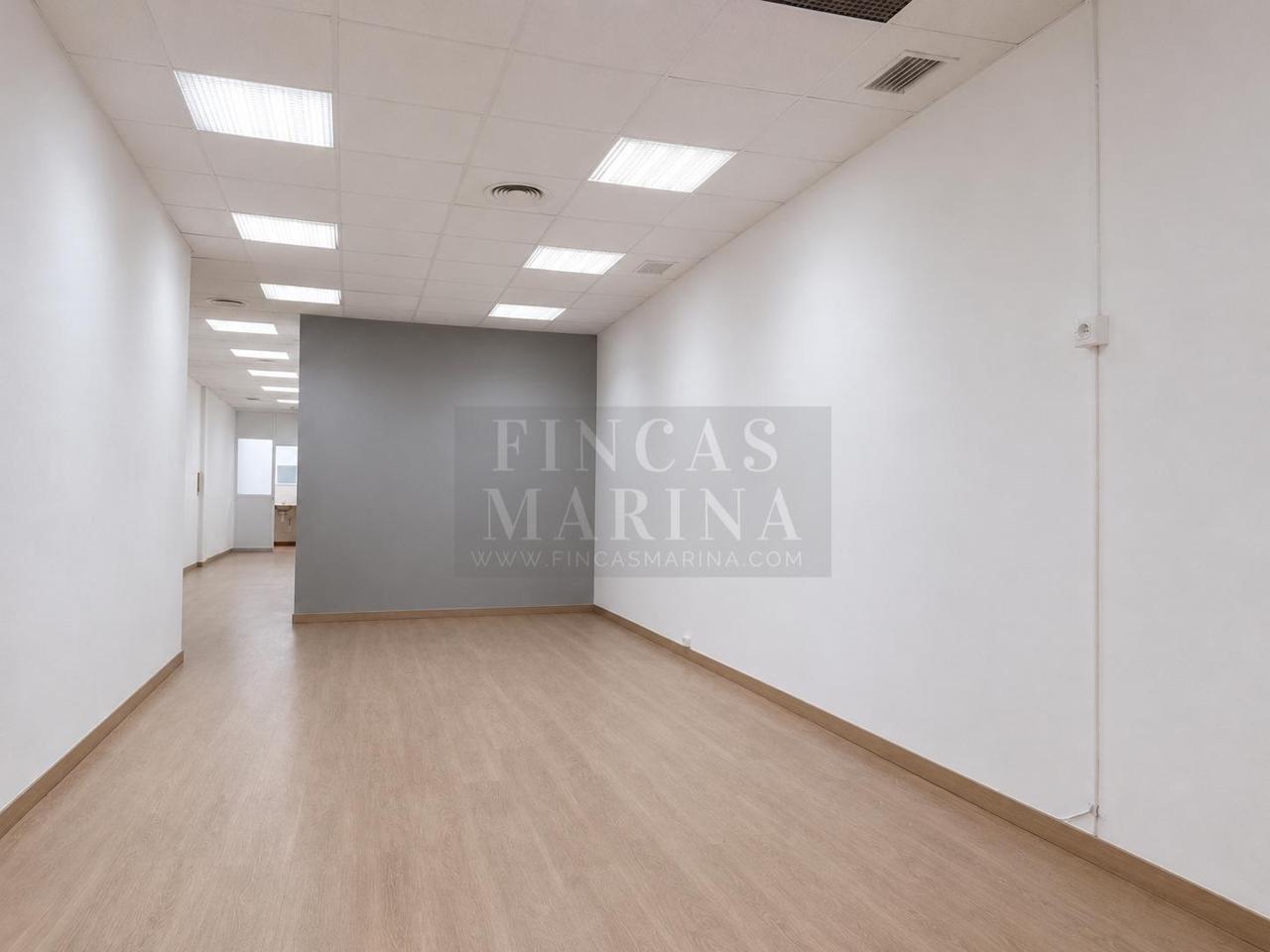 Retail in Gavà, Barcelona to rent Interior Photo- Image 1 of 5