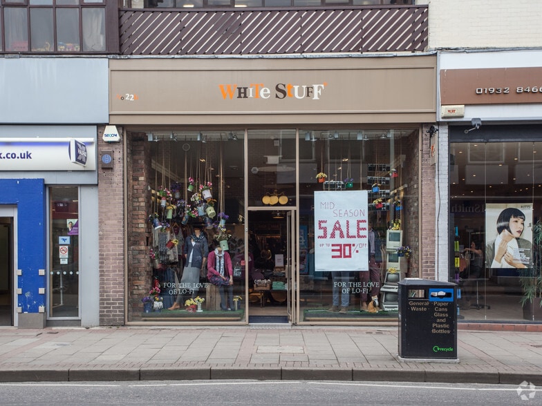 22B High St, Weybridge to rent - Building Photo - Image 1 of 1