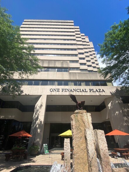 1350 Main St, Springfield, MA to rent - Building Photo - Image 2 of 34