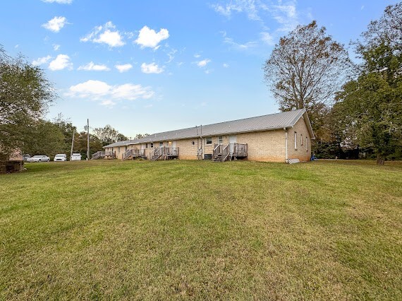 151 Covington Ln, Dickson, TN for sale - Building Photo - Image 2 of 12