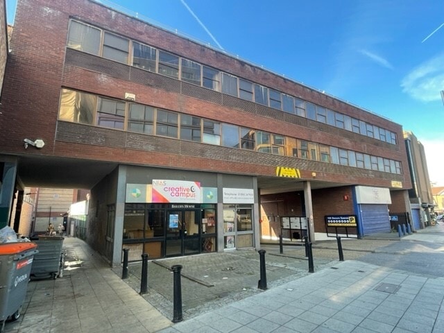 More details for Bakers Rd, Uxbridge - Office to Rent