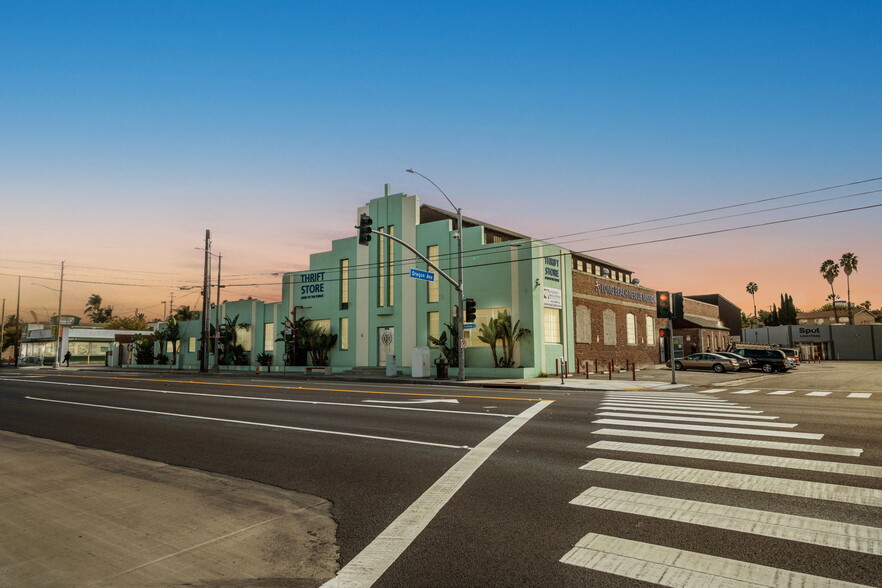 702 W Anaheim St, Long Beach, CA for sale - Building Photo - Image 1 of 1