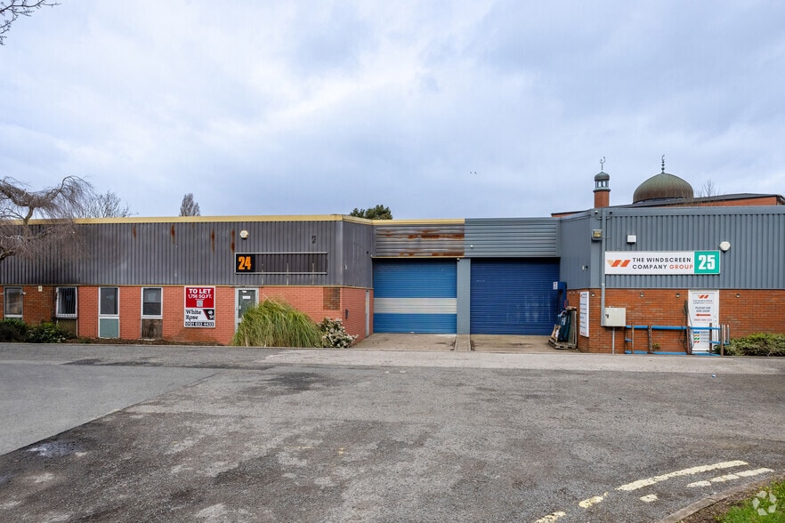 Bordesley Green Rd, Birmingham to rent - Building Photo - Image 2 of 2