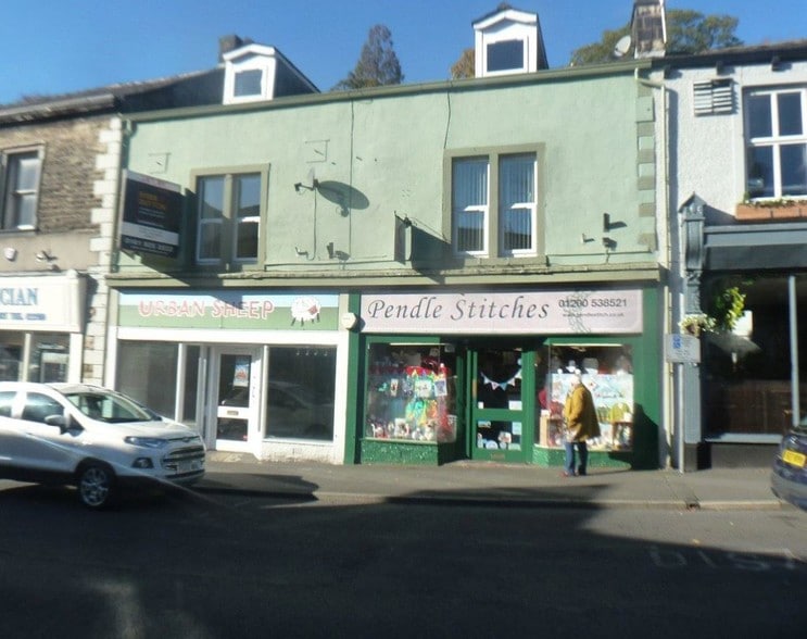 10-10A Moor Ln, Clitheroe for sale - Primary Photo - Image 1 of 1