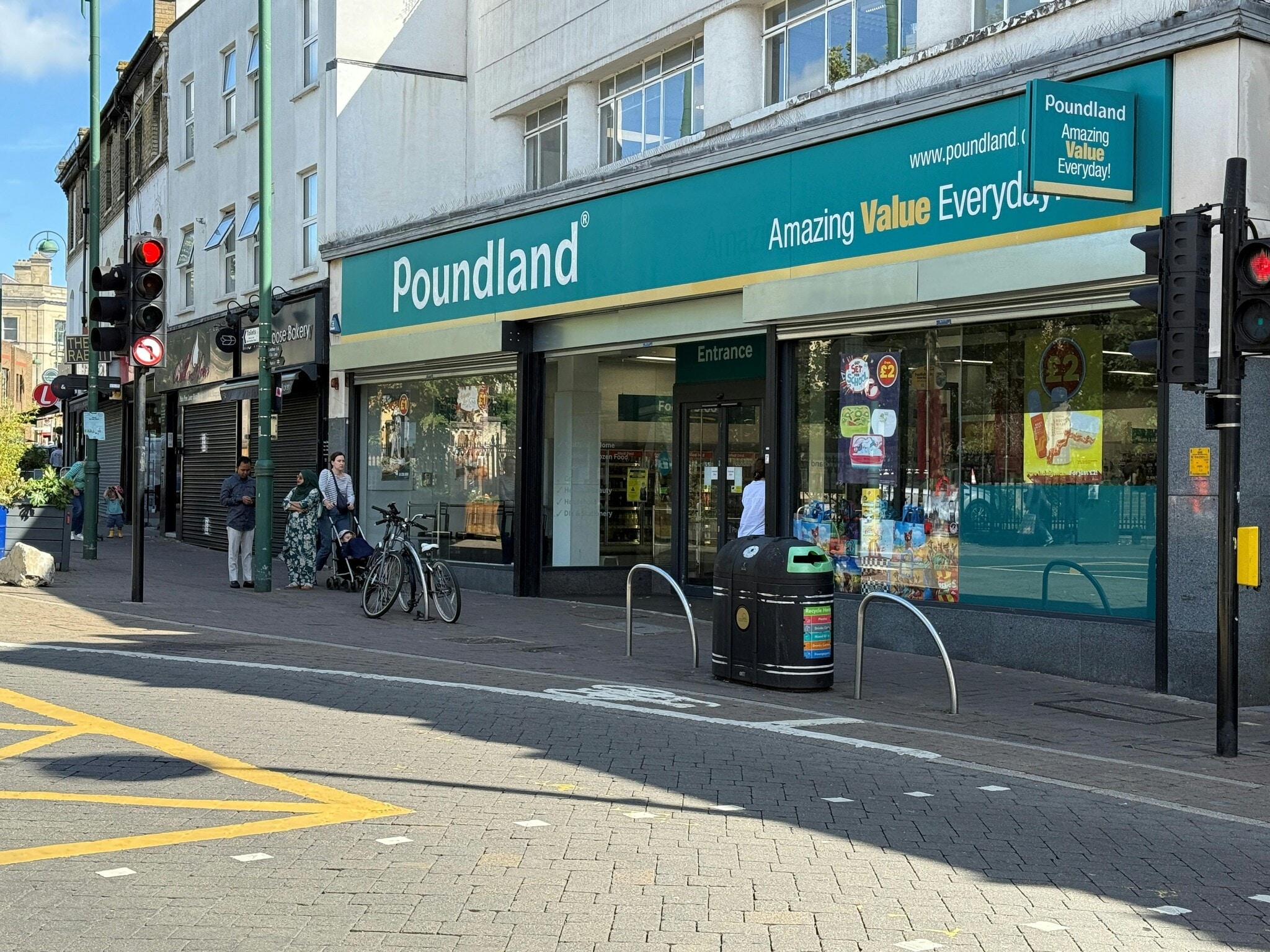 650-652 High Road Leytonstone, London to rent Building Photo- Image 1 of 2