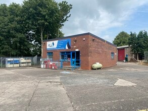 2 Eastfield Rd, Dumfries to rent Building Photo- Image 1 of 6