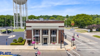 20 S Canal St, Newton Falls, OH for rent Building Photo- Image 1 of 17