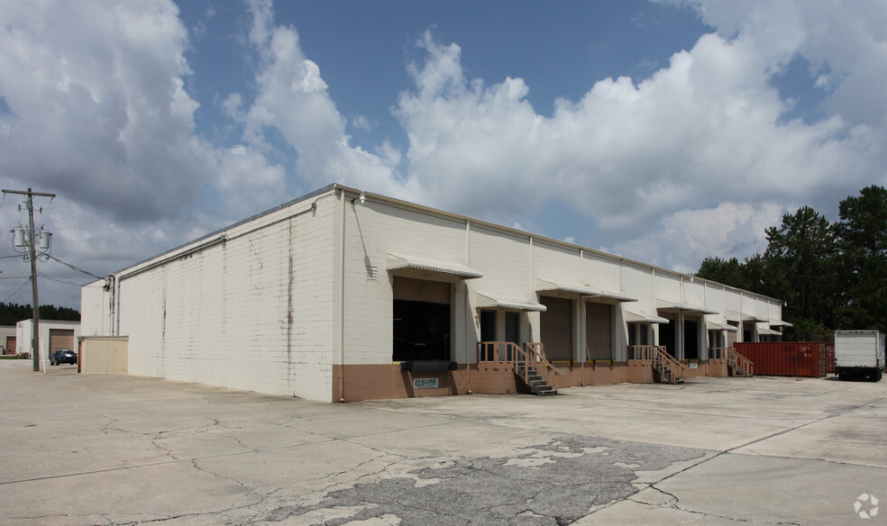 6593 Powers Ave, Jacksonville, FL for rent - Building Photo - Image 3 of 6