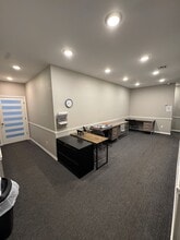 2709 SE I St, Bentonville, AR to rent Interior Photo- Image 1 of 9