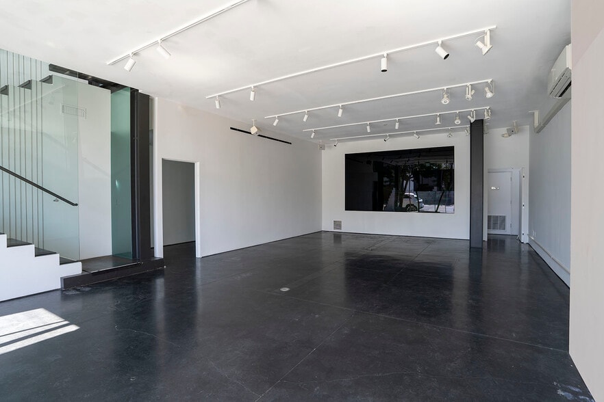 1511 Abbot Kinney Blvd, Venice, CA to rent - Building Photo - Image 3 of 14