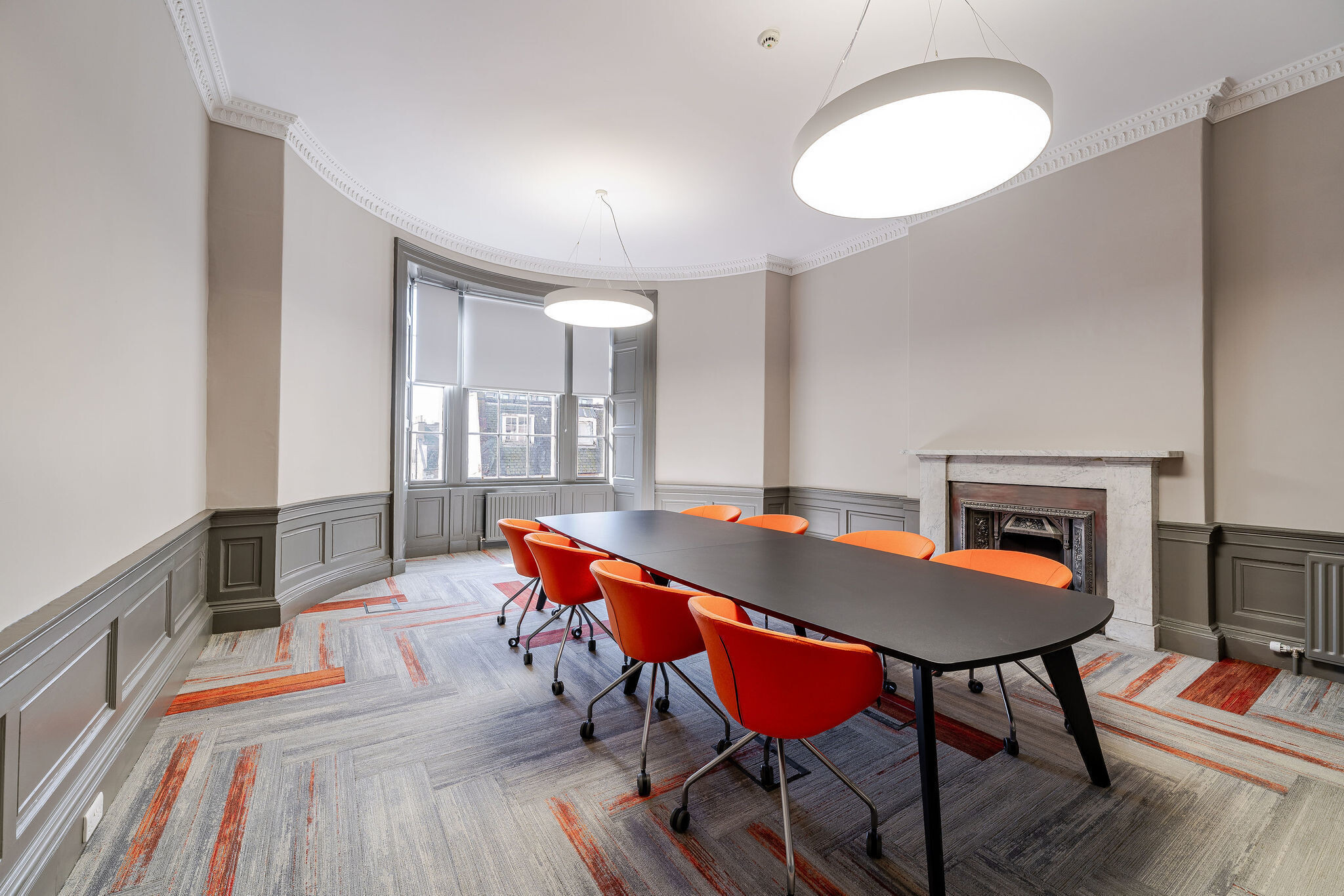 110 George St, Edinburgh to rent Interior Photo- Image 1 of 2